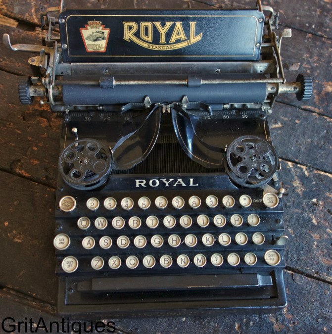 Royal Typewriter Company New York, U.S.A.