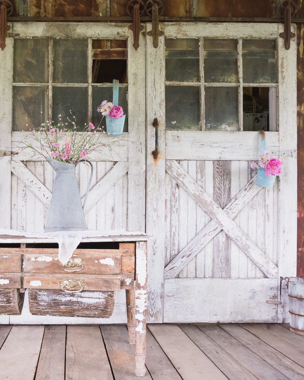 Barn Doors. Summer decorating on our barn porch